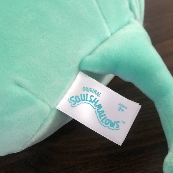 🧸Lexie The Cheetah In Manta Ray Costume - Picture 5 of 11